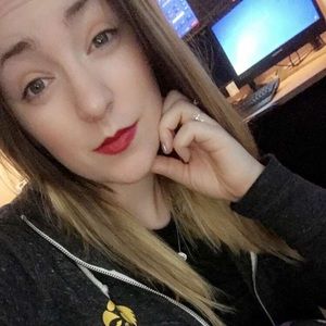 Meet your Posher, Lydia